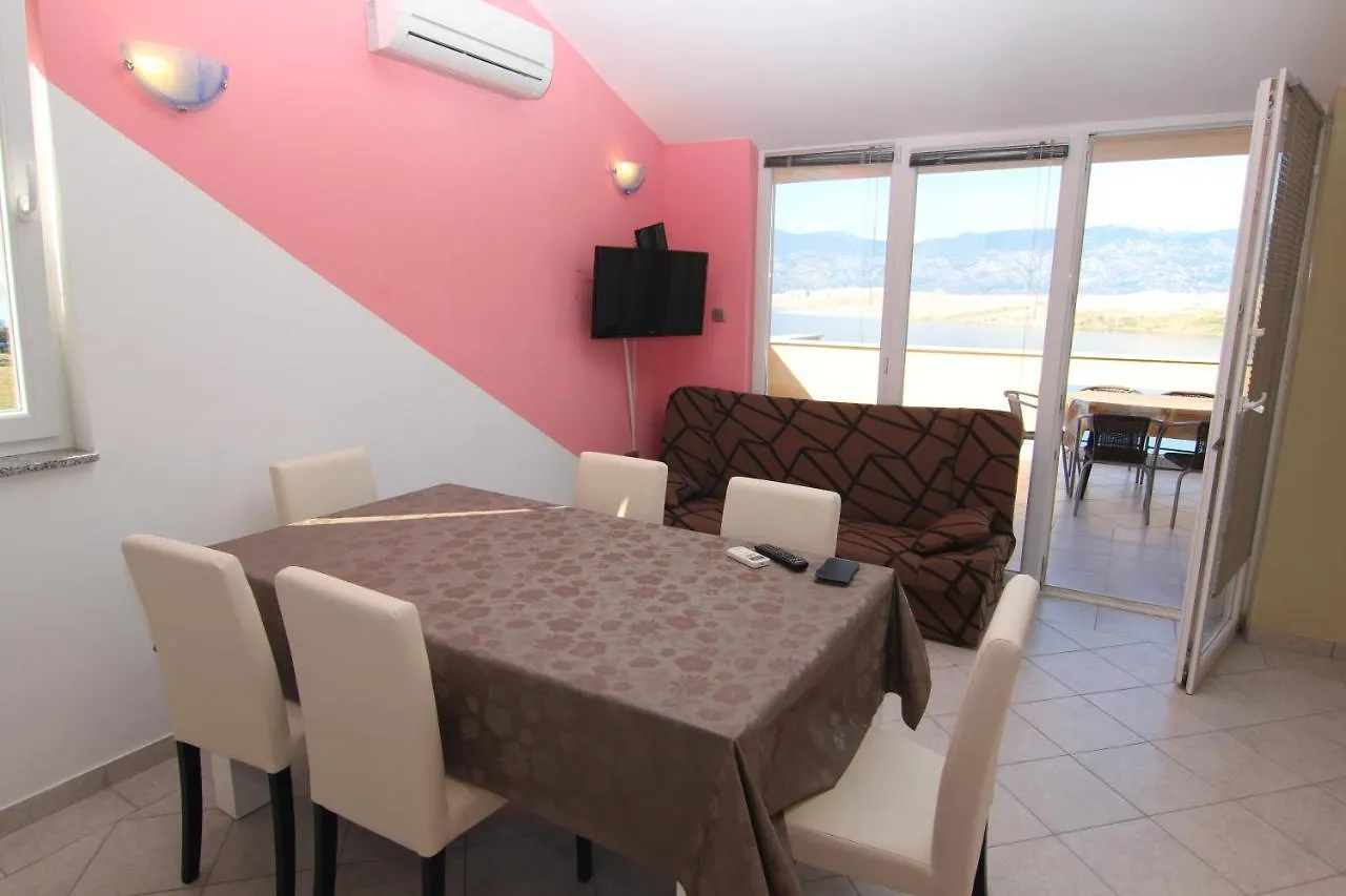 Apartments Ljubic باغ