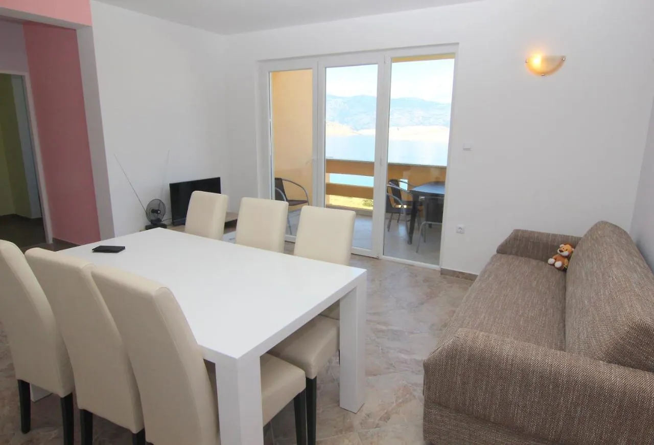 Apartments Ljubic باغ